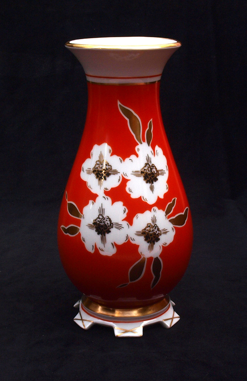 Арт-деко фарфоровая ваза
