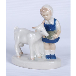 Porcelain figure „Girl with the goat”