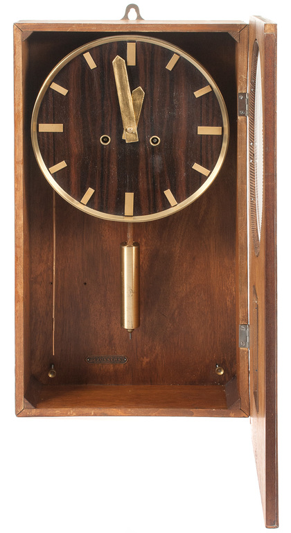 Часы из карельской березы в стиле Арт-деко