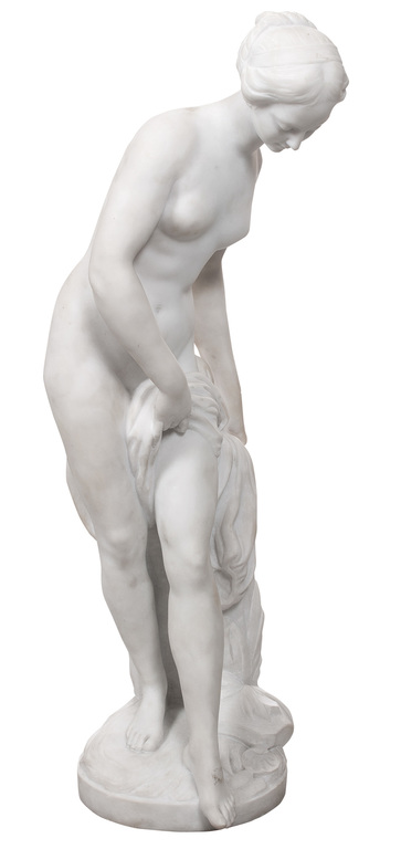 Marmora skulptūra “Meitene - Peldētāja”