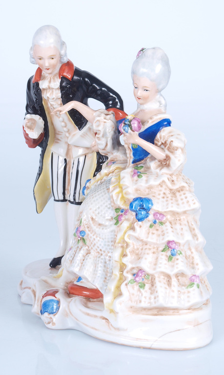 Porcelāna figūra „Dāma ar kungu”