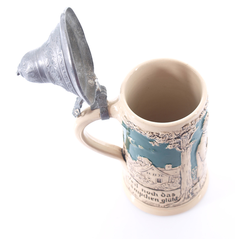 Ceramic beer cup with inscriptions