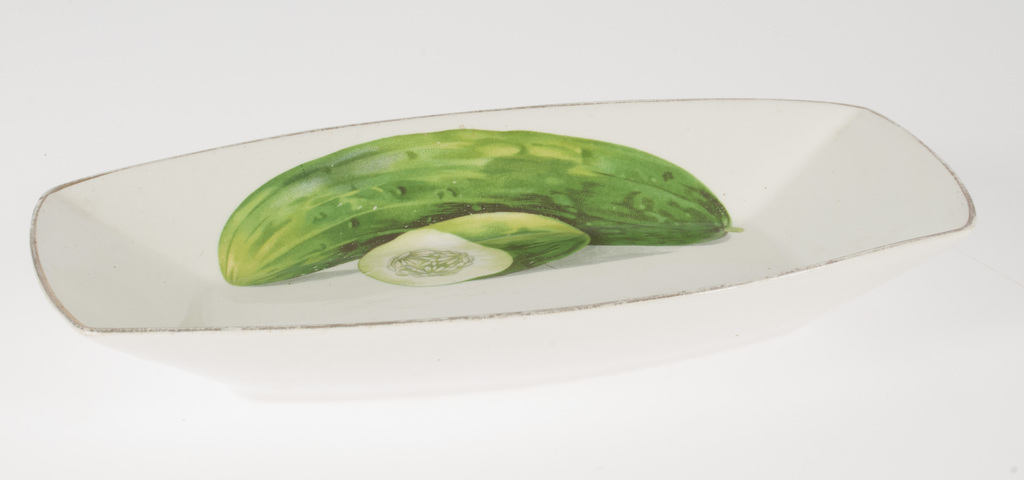 Porcelain serving plate with cucumbers