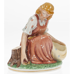 Porcelain figure „Mushroom picker”