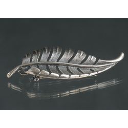 Silver brooch/pendant „Leaf”
