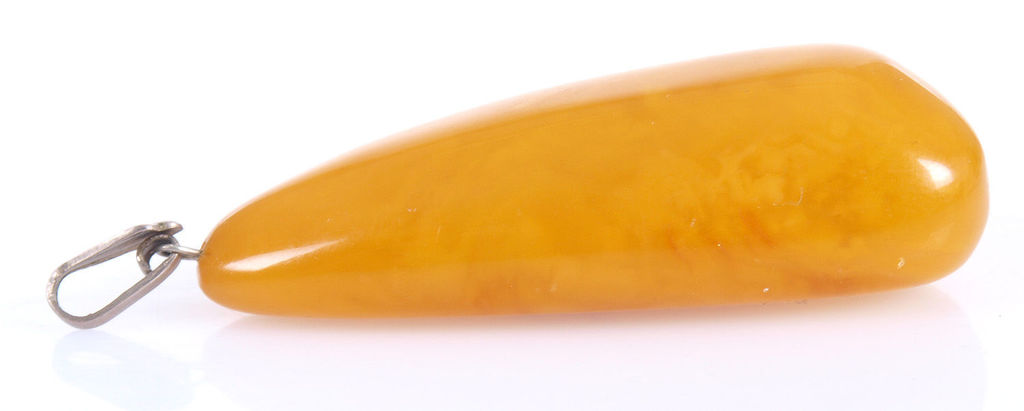 Natural Baltic amber pendant, 9.72 g