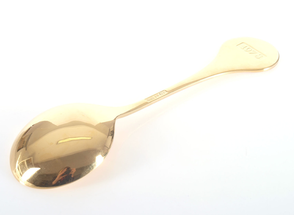 Large guilded silver spoon with 1 color of enamel ”Heart's”