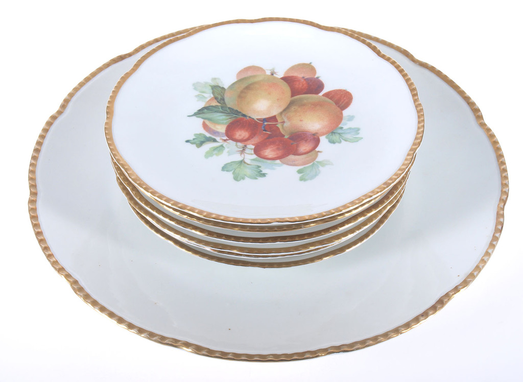 Porcelain dessert plate set (6 plates, 1 large a serving plate)