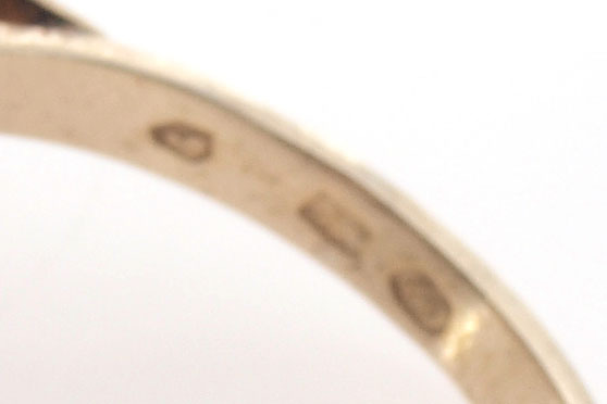 Позолоченный серебряное кольцо с гранатом