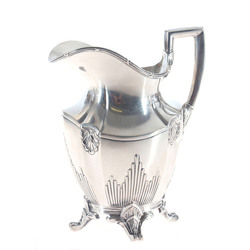 Art Nouveau серебряный горшок для молока