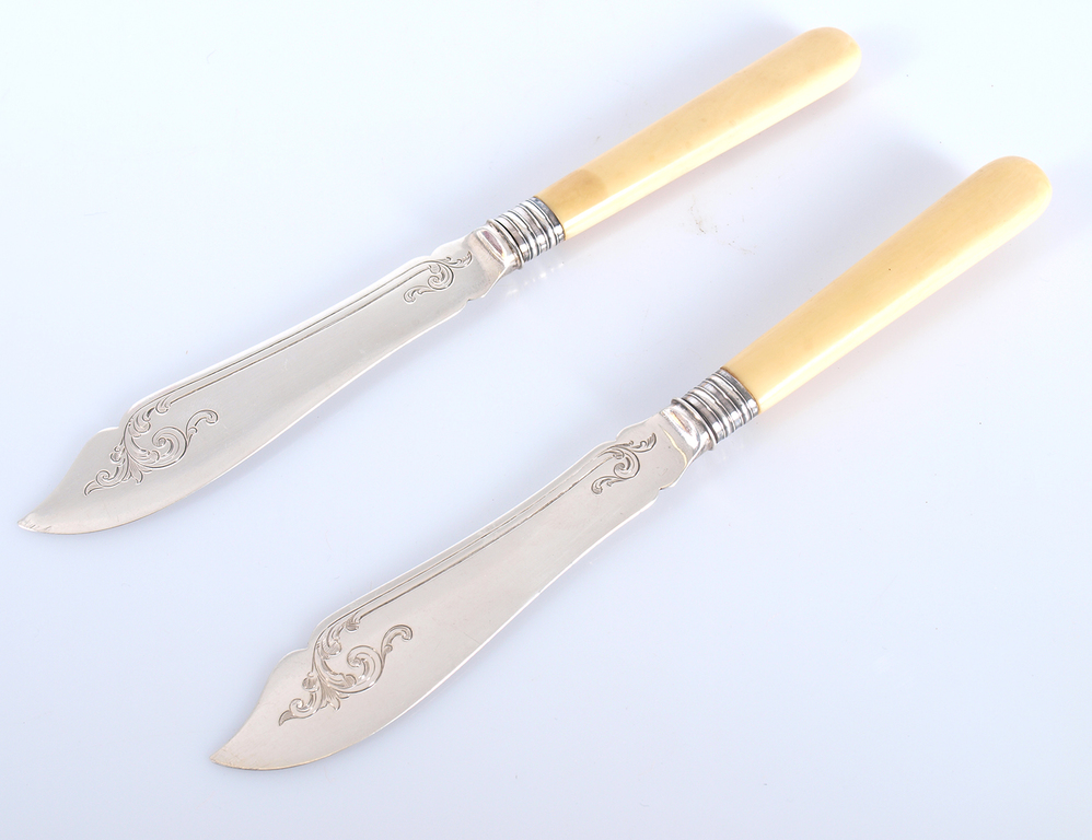 Art Nouveau silver knives (2 pcs.)
