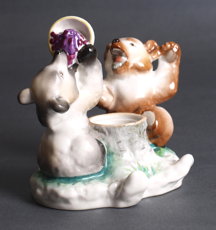 Porcelain figure – utensil „Bears”