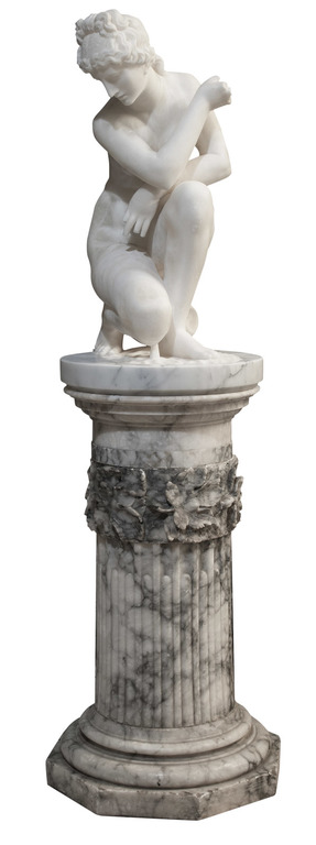 Marble statue 'Aphrodite'