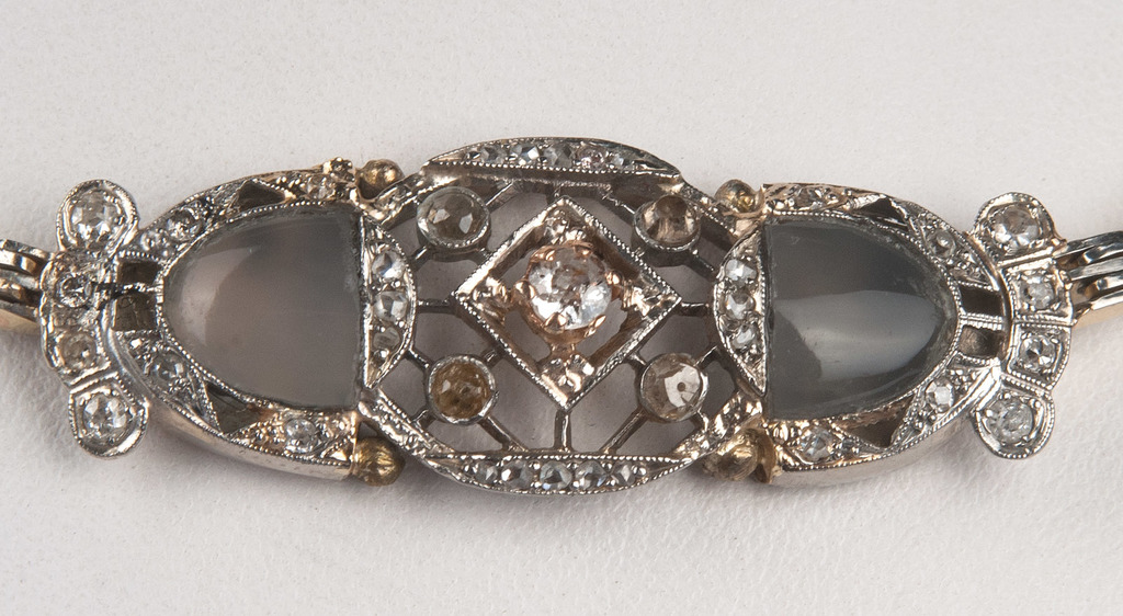 Ожерелье с бриллиантами и алмазами