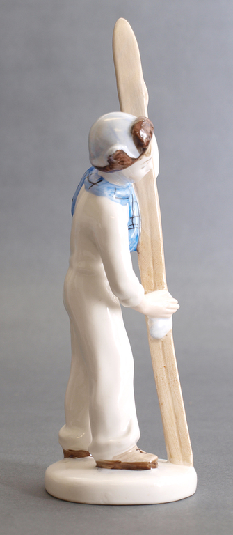 Porcelain figure „Skier”