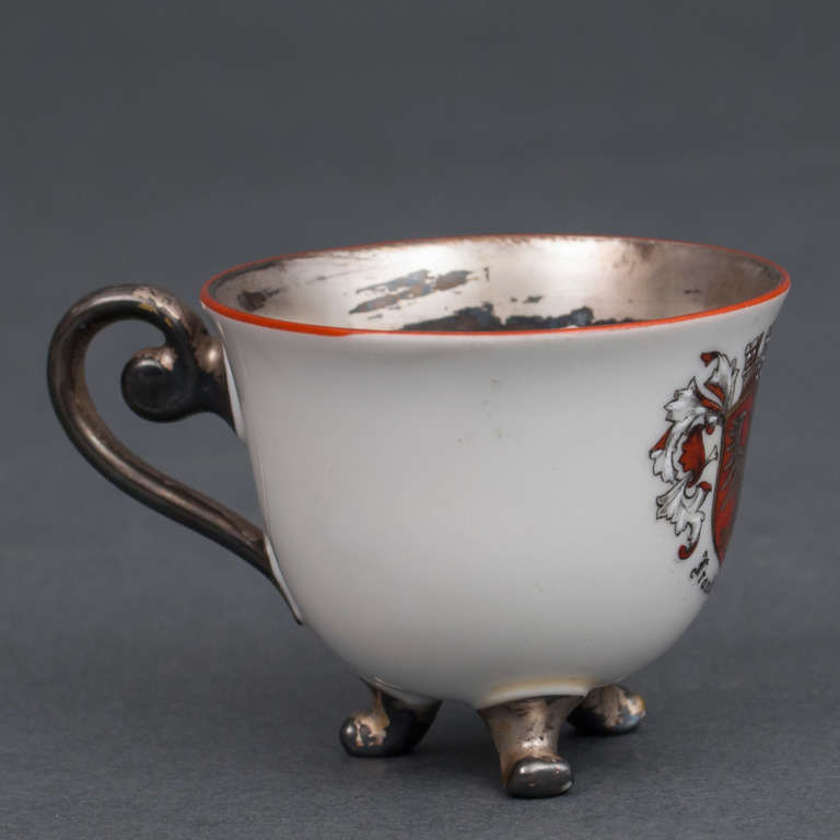 Porcelain cup with silvered inside