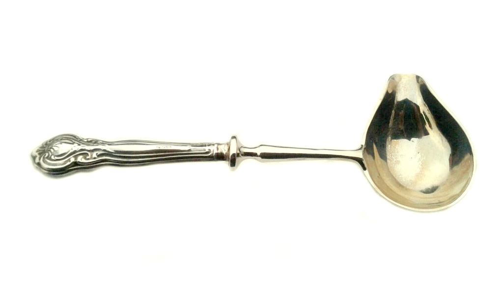 Посеребренная ложка для соуса с серебряной ручкой