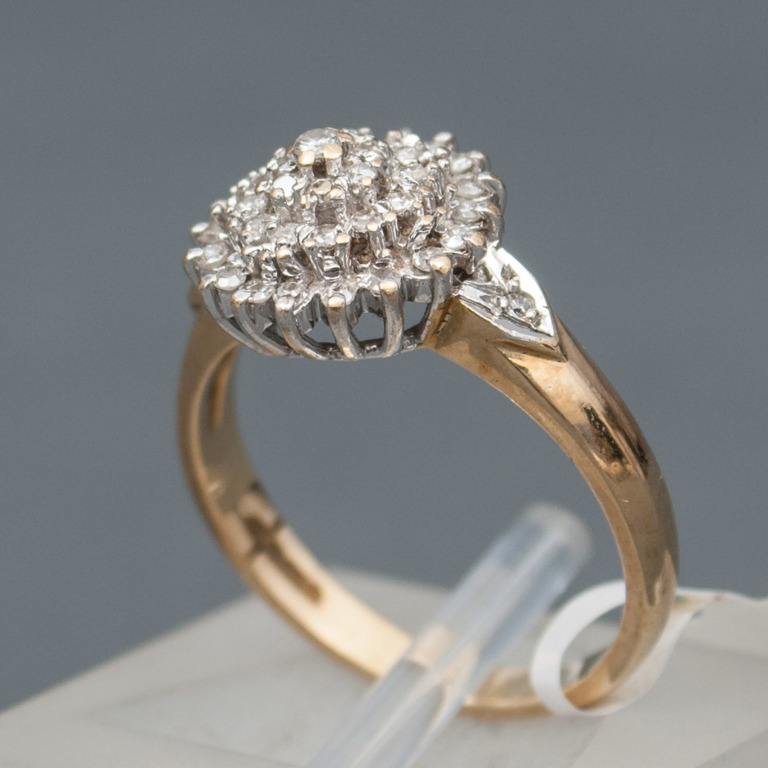 Золотая кольца с с бриллиантами