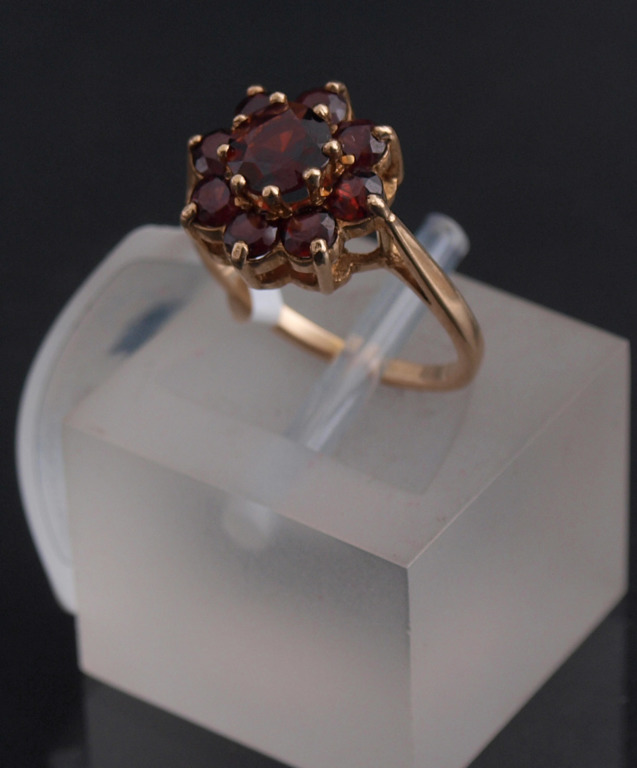 Gold ring with garnets