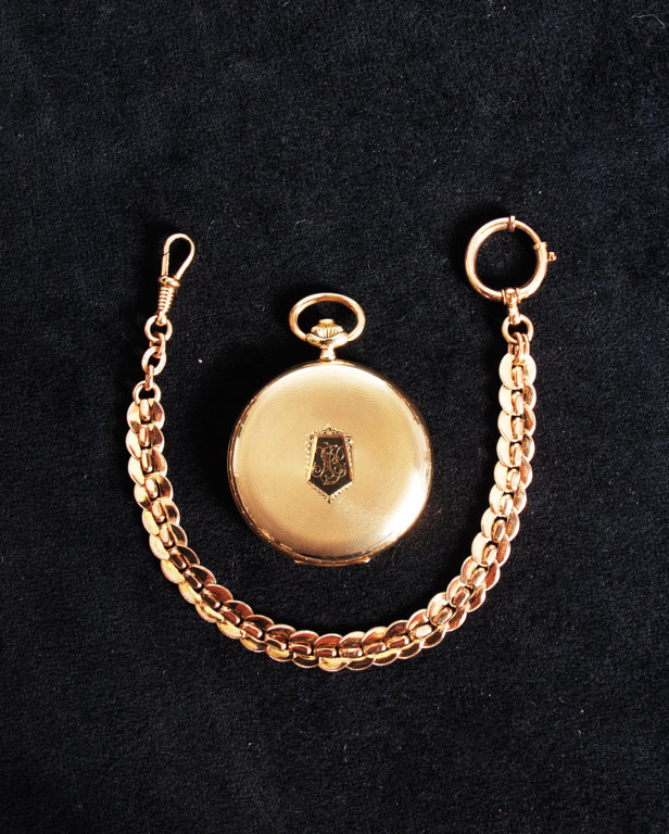 Men's pocket watch with chain