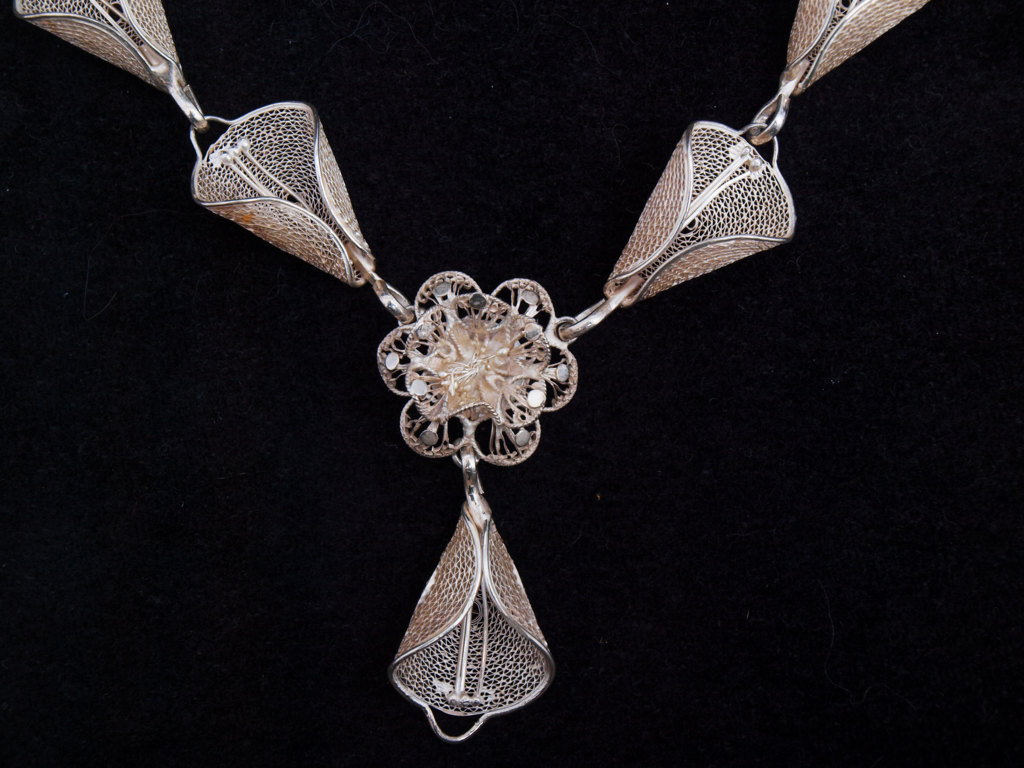Malta traditional style silver jewelery set
