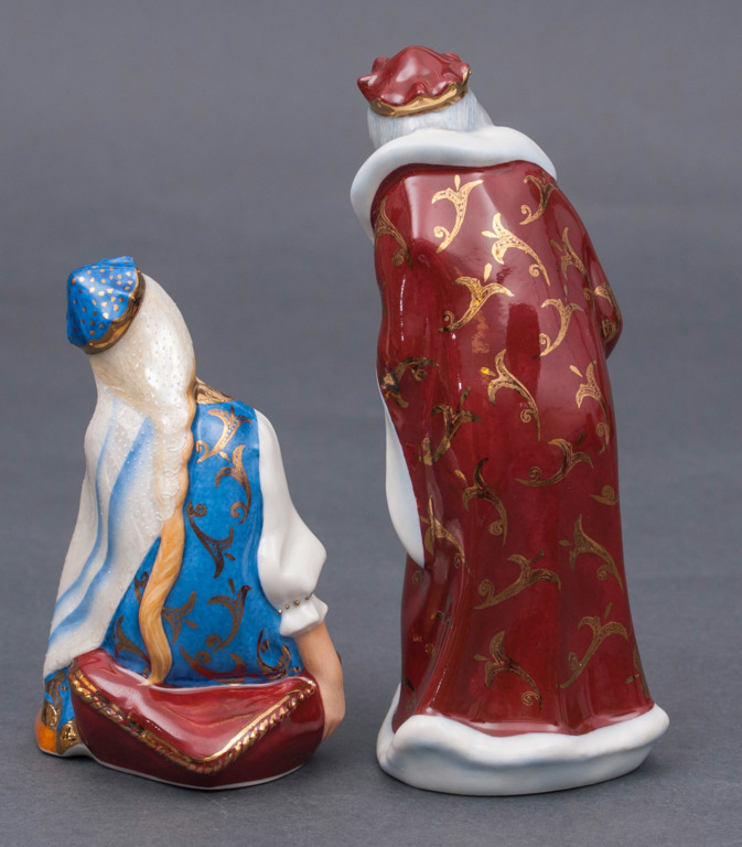 Porcelāna figūru pāris “Karalis Zirnis un princese Nesmejana”