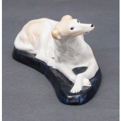 Porcelāna figūra “Suns”