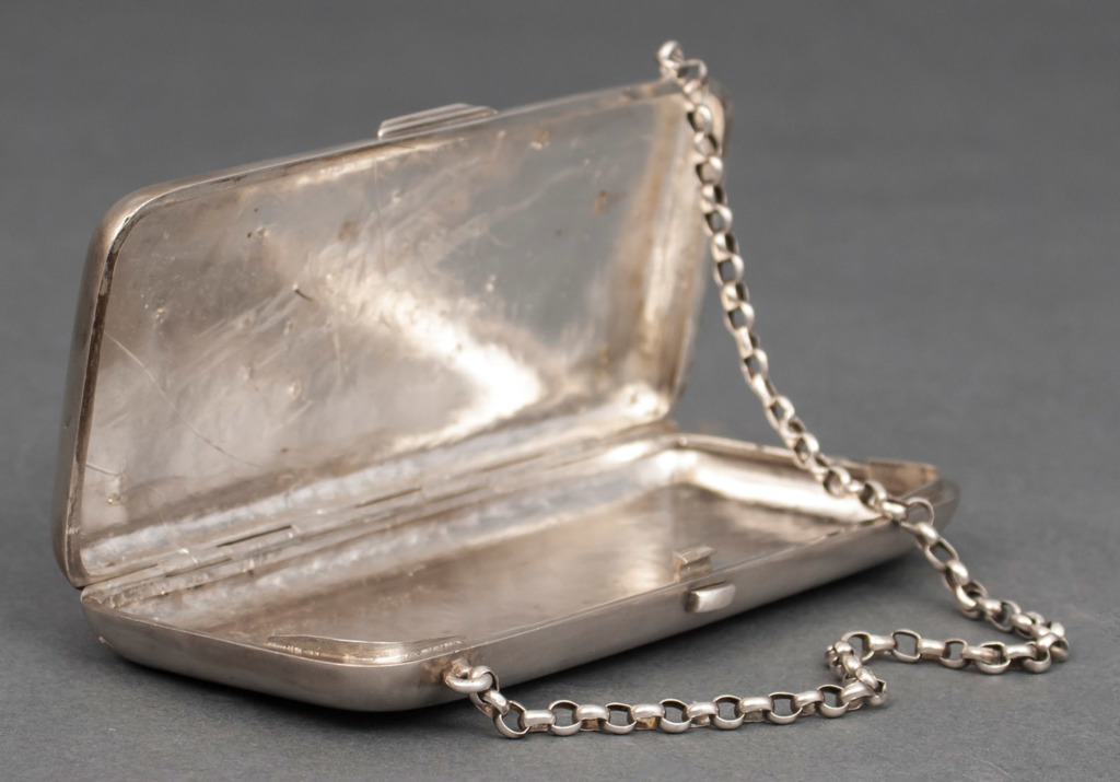 Серебряная сумка