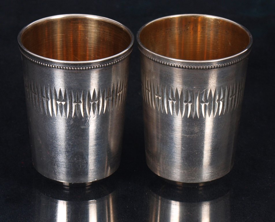 Silver cups with gilded inside (2 pcs.)