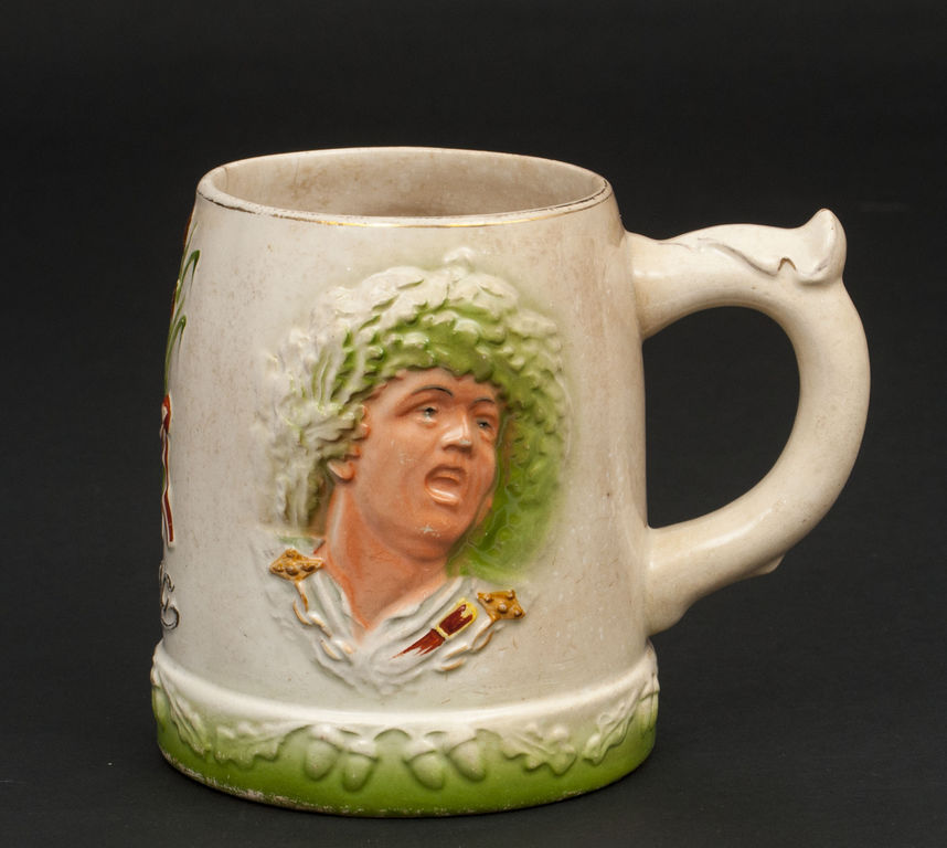 Ceramic beer mug 