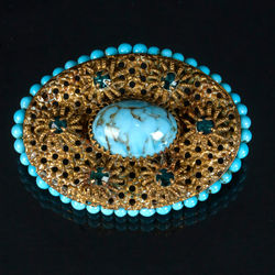 Brooch with turquoise  