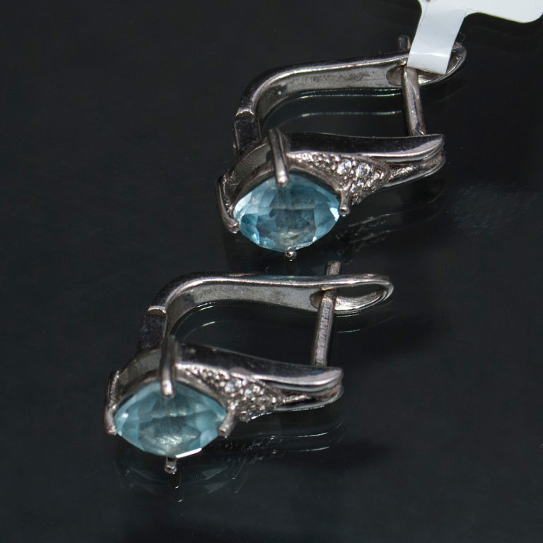 Silver earrings with Topazes