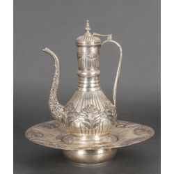 Silver teapot with heater