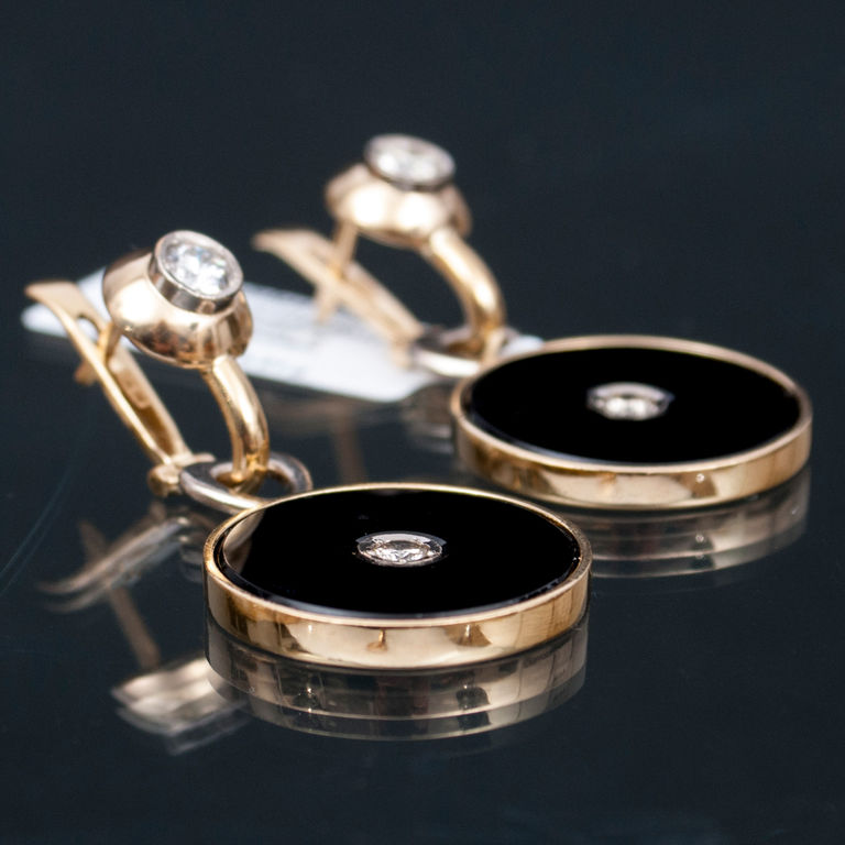 Набор ювелирных изделий с бриллиантами и черными агатами