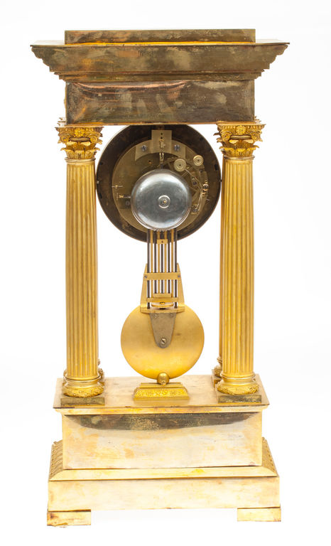 Zeltītas bronzas kamīna pulkstenis