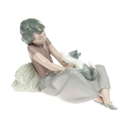 Porcelain figure 'Girl with the ca'