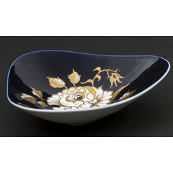 Hand-painted porcelain bowl ''Flower''