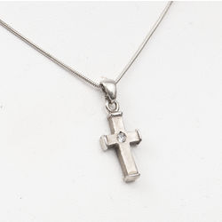 Silver chain with a cross