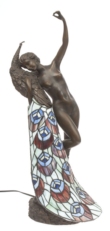 Bronzas skulptūra-lampa ''Sieviete ar pāvu''