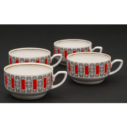 Porcelain cups (4 piec.)
