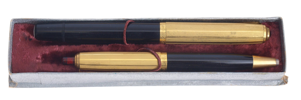 Набор ручков (2 шт) с оригинальной упаковкой
