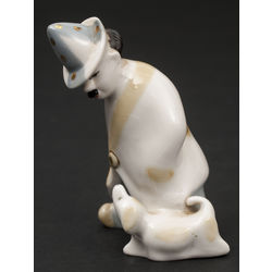 Porcelāna figūra ''Karandaš ar suni''