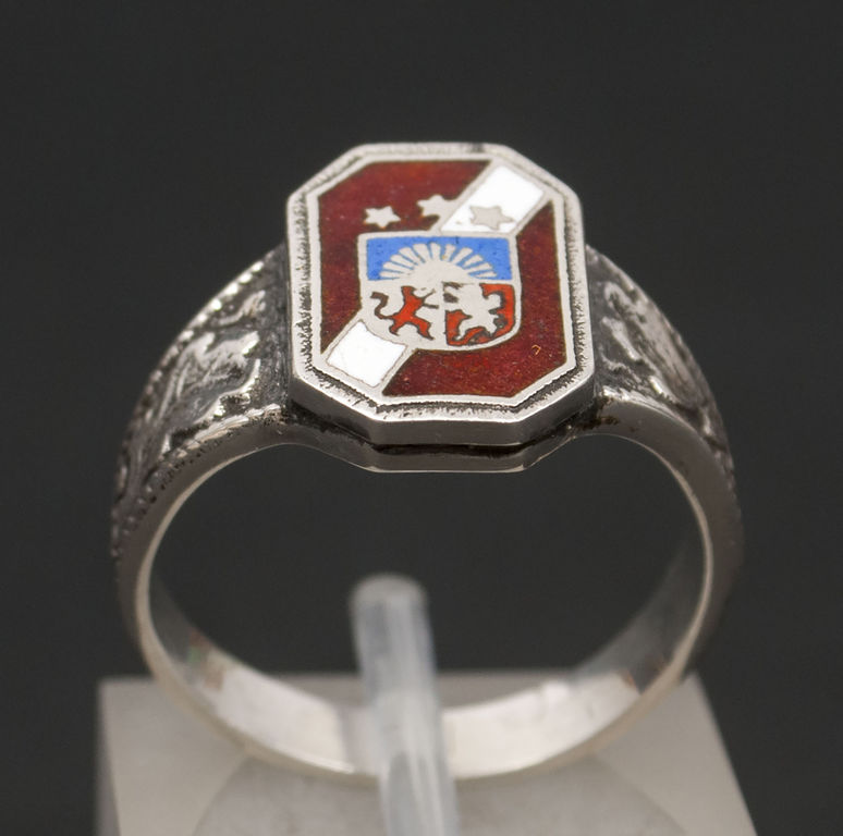 Sudraba gredzens ar Latvijas ģerboni