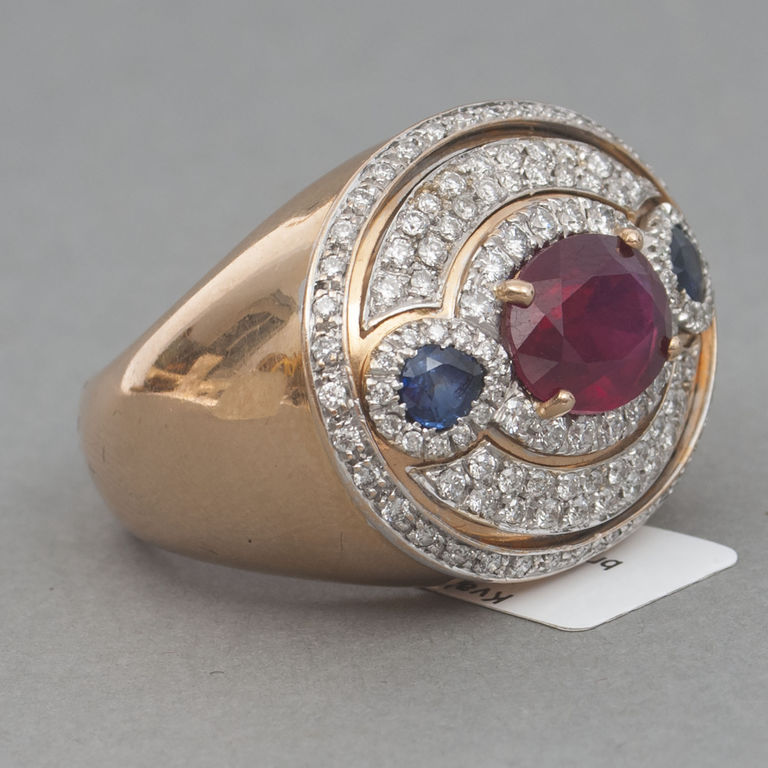 Gold ring with 118 diamonds,1 ruby and 2 sapphires