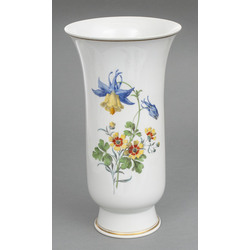 Фарфоровая ваза Цветы