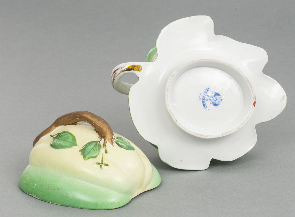 Porcelain utensil with lid 'Pumpkin'