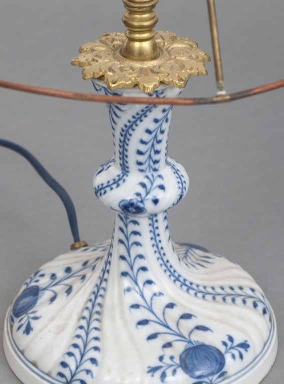 Porcelain table lamp without lampshade