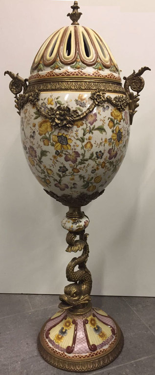 Ampīra stila vāze/urna ar bronzas apdari