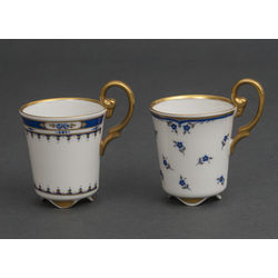 Porcelain cups (2 pcs.)