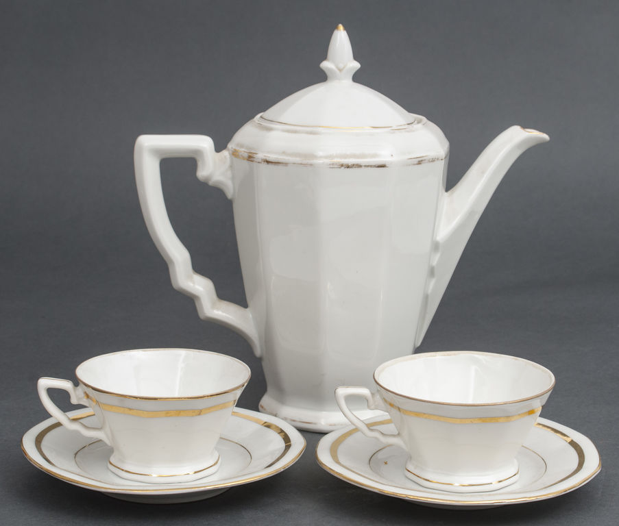 Porcelain cofee set - teapot and 2 cups with saucer